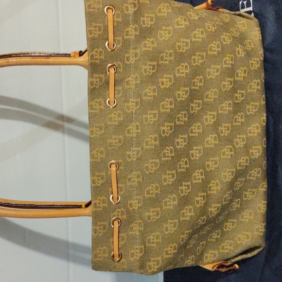 New Dooney & Bourke large signature canvas tote large - Picture 4 of 10